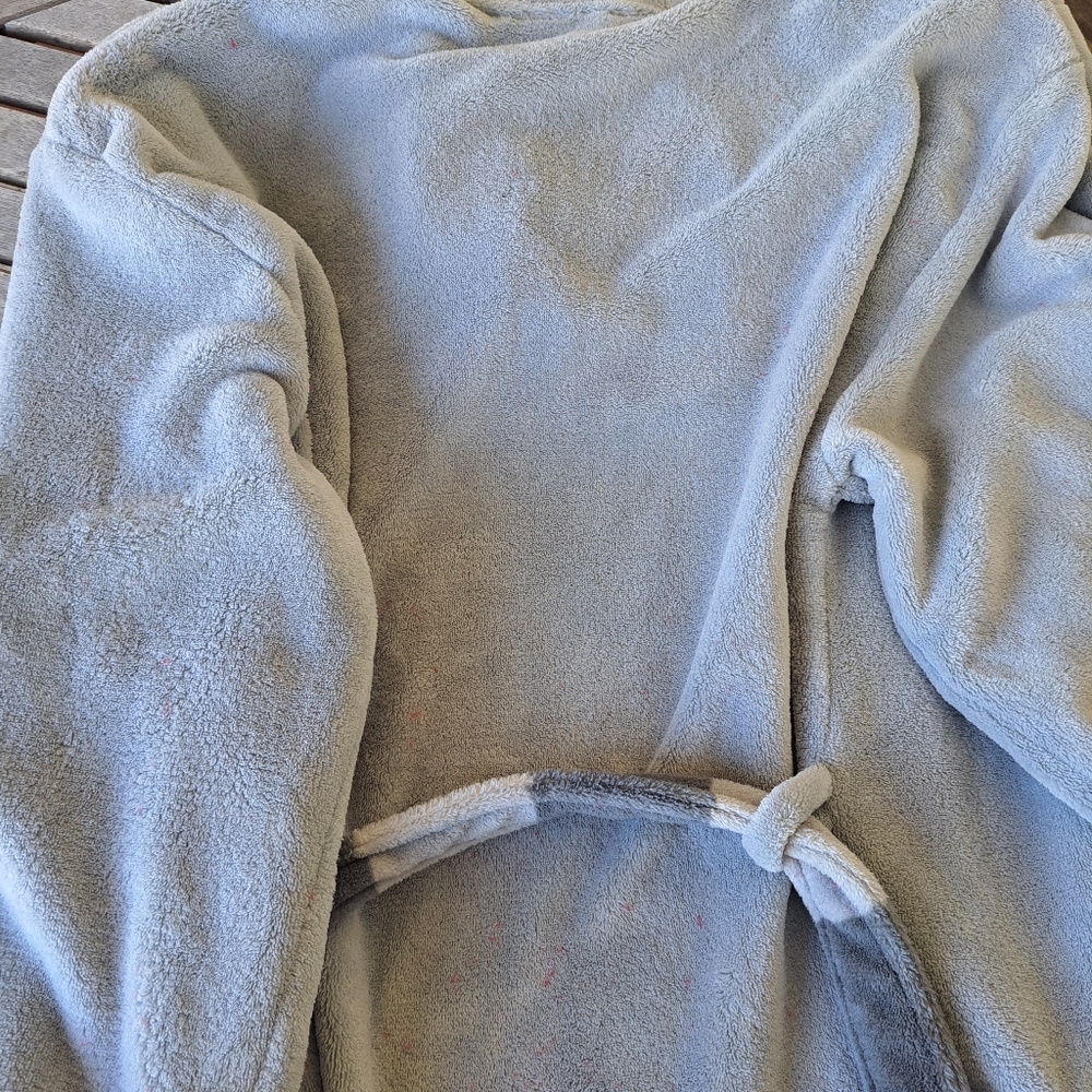 Big Bang Theory Robe - image 5